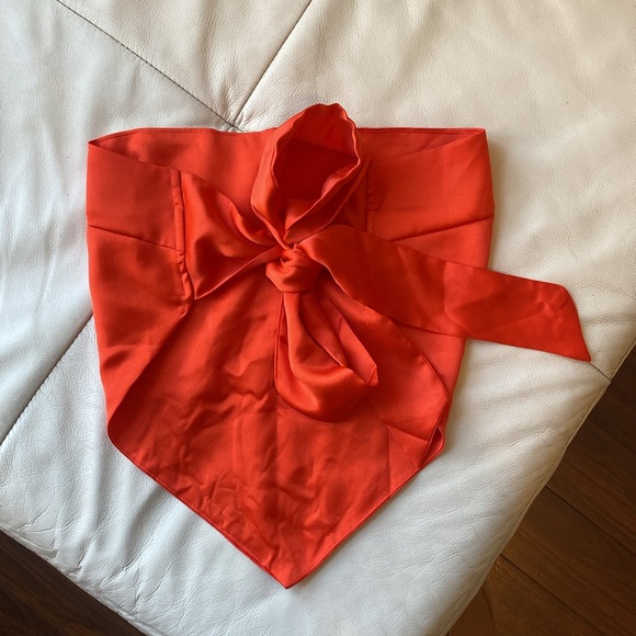 Nasty gal satin red scarf top - Picture 2 of 4